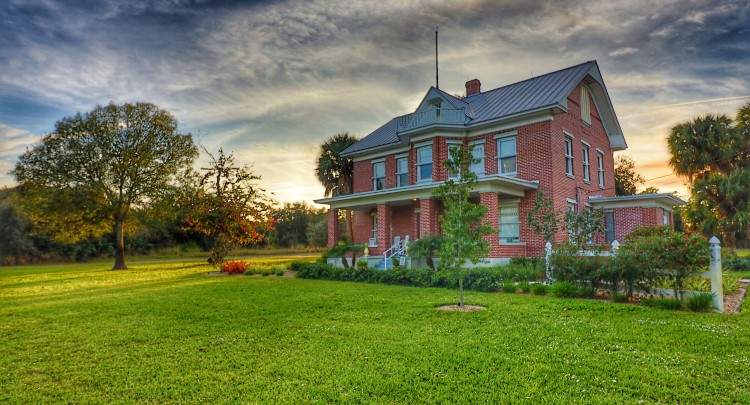 Hallstrom House with the Sun setting